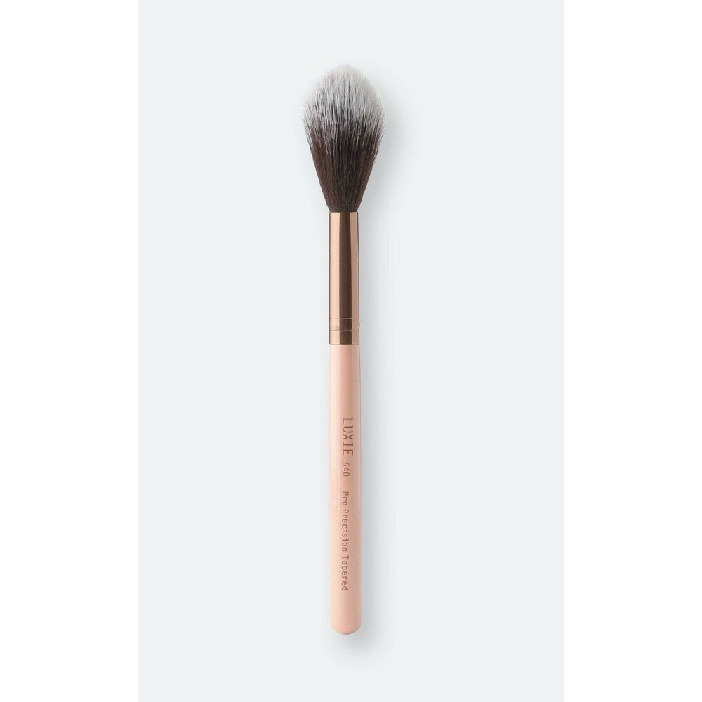 Luxie Pro Precision Tapered Face Brush 640 Brand new